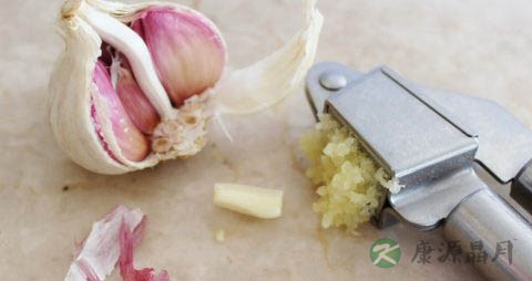 菠菜和木耳能一起吃吗