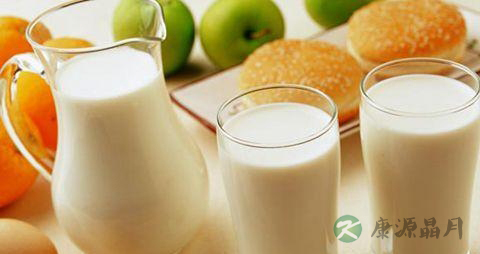 喝牛奶可以喝茶吗