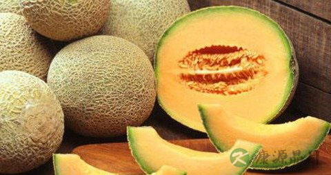 秋季饮食养生 吃哈密瓜会致上火吗? 秋季饮食养生 吃哈密瓜会致上火吗?