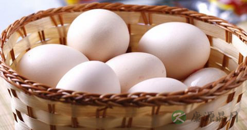 喉咙痛可以吃蛋吗 喉咙痛可以吃蛋吗