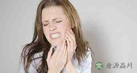 牙龈疼吃什么食物 牙龈疼吃什么食物