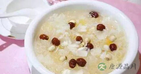 新生儿贫血吃什么 新生儿贫血吃什么