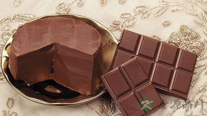 巧克力吃多了会怎样 巧克力吃多了会怎样