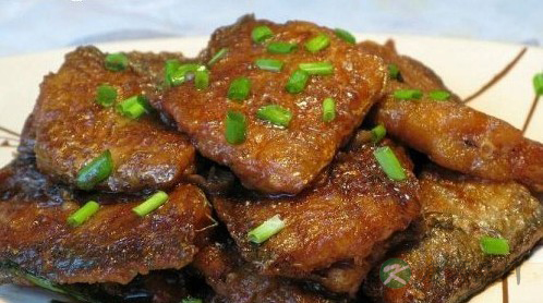 怎样煎鱼不粘锅的技巧？