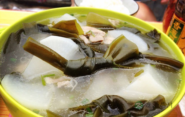 萝卜吃多了会怎样 三种不良后果