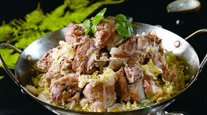 酸菜炖排骨是什么地方的菜 酸菜炖排骨是什么地方的菜