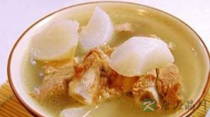 推荐排骨汤的家常做法