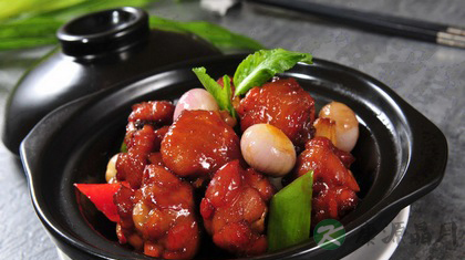 三杯鸡是哪个地方的菜 三杯鸡是哪个地方的菜