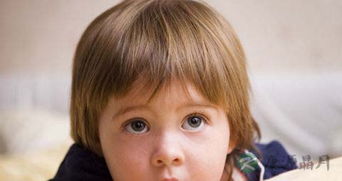 小孩掉头发什么原因 小孩掉头发什么原因