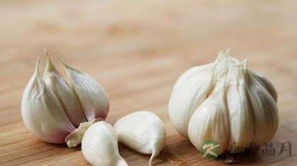 吃蒜对眼睛好吗