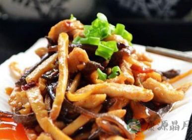 蒜和肉是绝佳搭配 蒜和肉是绝佳搭配