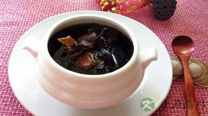 生熟地龙骨汤的做法