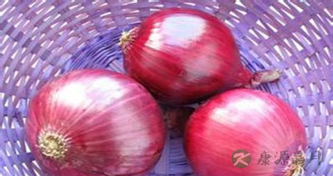 吃什么能让牙齿变白