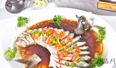 清蒸鱼的家常做法