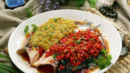 湘菜的诱惑：推荐4种剁椒鱼头的做法