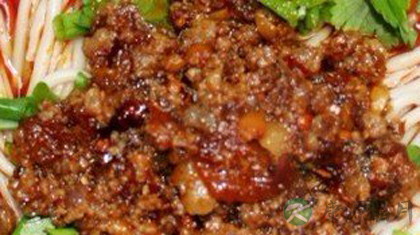 香辣炸酱面的详细做法