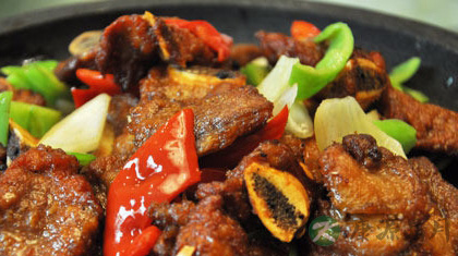 梅菜扣鸡是哪里的菜