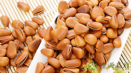 松仁的功效与药膳食疗方