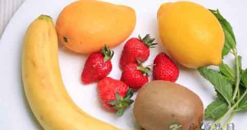 经常腹泻吃什么食物