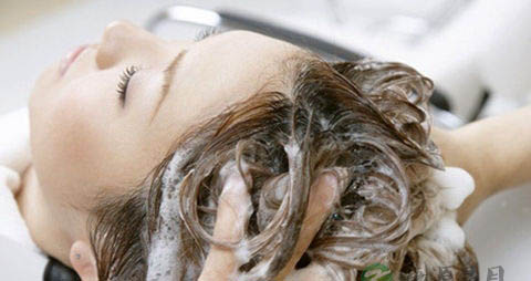 肾虚脱发症状 肾虚脱发症状