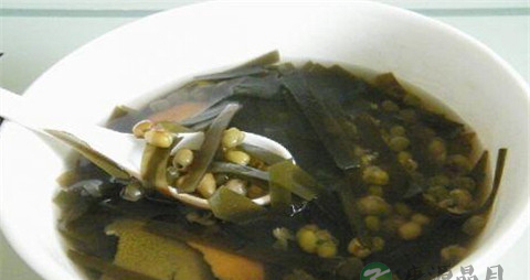 皮肤湿痒是怎么回事