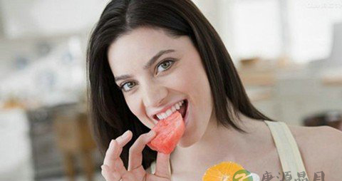 牙龈疼吃什么水果好 牙龈疼吃什么水果好