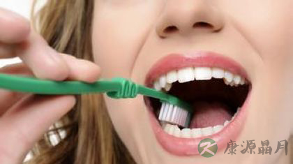 吃什么对牙齿好