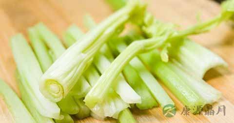 前额两侧脱发怎么办 前额两侧脱发怎么办