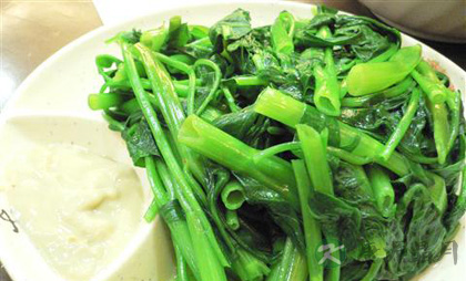 介绍通心菜的营养价值及功效