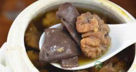 吃什么能把头发变黑 吃什么能把头发变黑