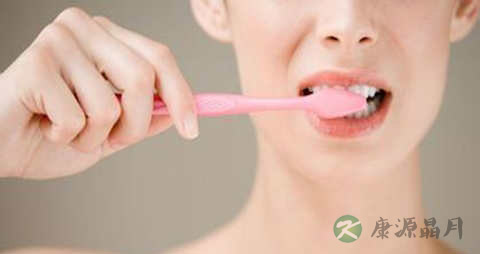 牙龈出血吃什么