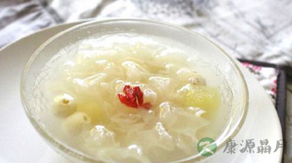 润燥银耳莲子汤的八种做法