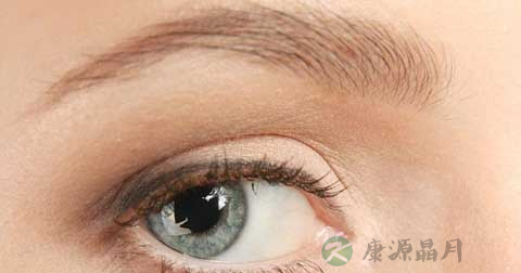 眼睛经常肿是肾病吗