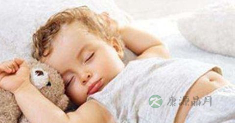 孩子睡眠少的原因