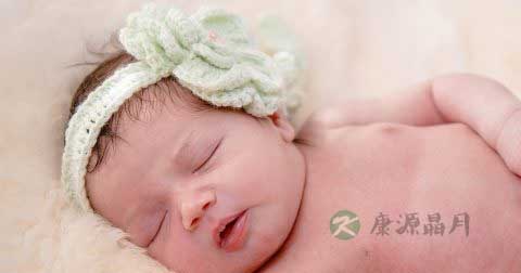 新生儿睡眠少的原因