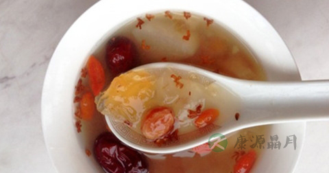 坐月子能吃桃胶吗