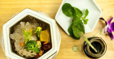 桃胶可以和燕窝同时食用吗