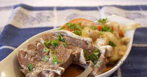 食完羊肉可以食桃胶糖水吗