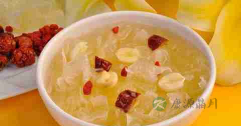银耳炖什么好吃