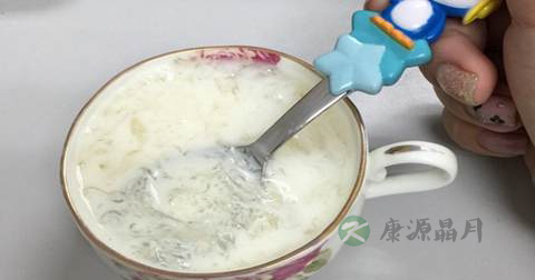 牛奶炖燕窝的做法