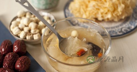 银耳上火吗