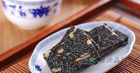 产后可以吃阿胶糕吗