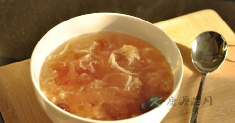 胃炎可以吃银耳吗