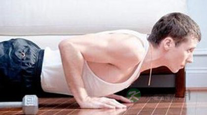 不让脱发变光头 男人脱发吃什么好
