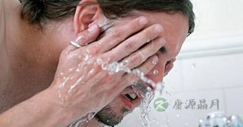 男生去粉刺的方法