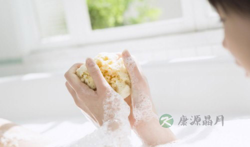 经期到底能不能洗头