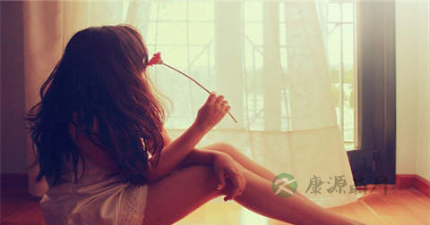 女人刷牙时恶心干呕怎么回事