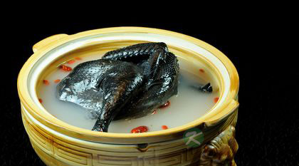 春食乌鸡汤最养肝