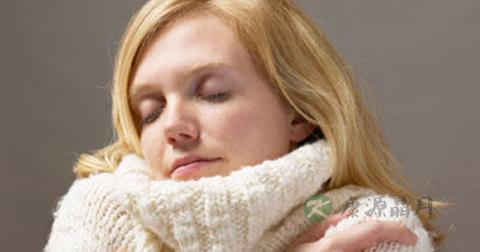 女生手脚冰凉怎么办_女生手脚冰凉处理方法