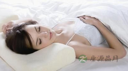 盘点让女人衰老最快的21种睡姿
